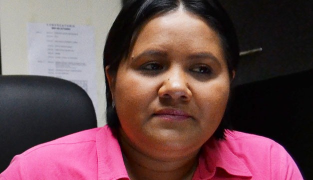 Diputada del FMLN asegura que su partido dejó los hospitales del país remodelados diputada-del-fmln-asegura-que-su-partido-dejo-los-hospitales-del-pais-remodelados